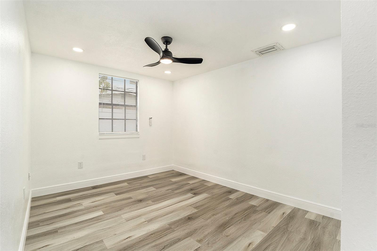 4527 W CLIFTON ST, TAMPA, FL, 33614