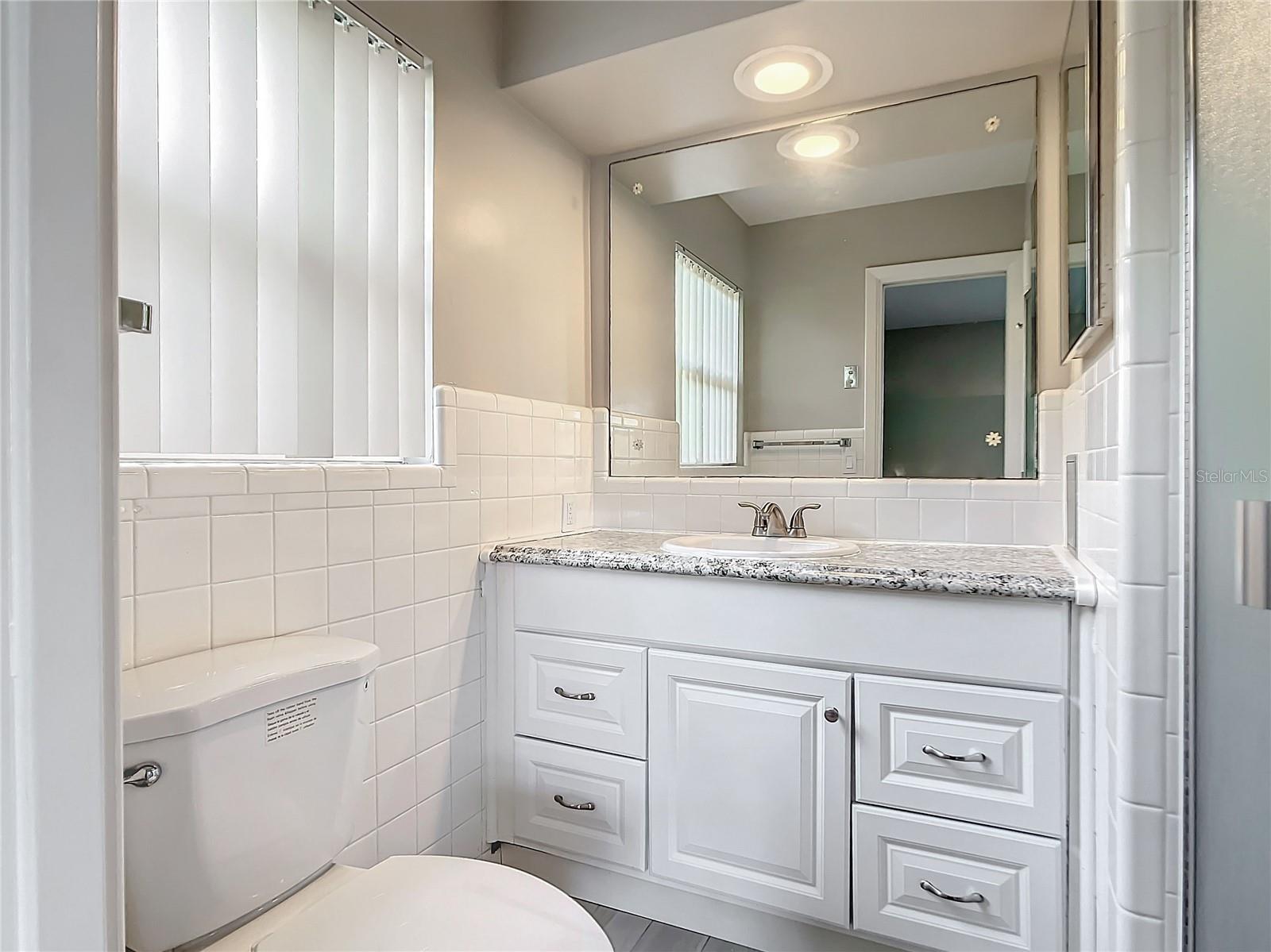 405 S LAKE DR, CLEARWATER, FL, 33755