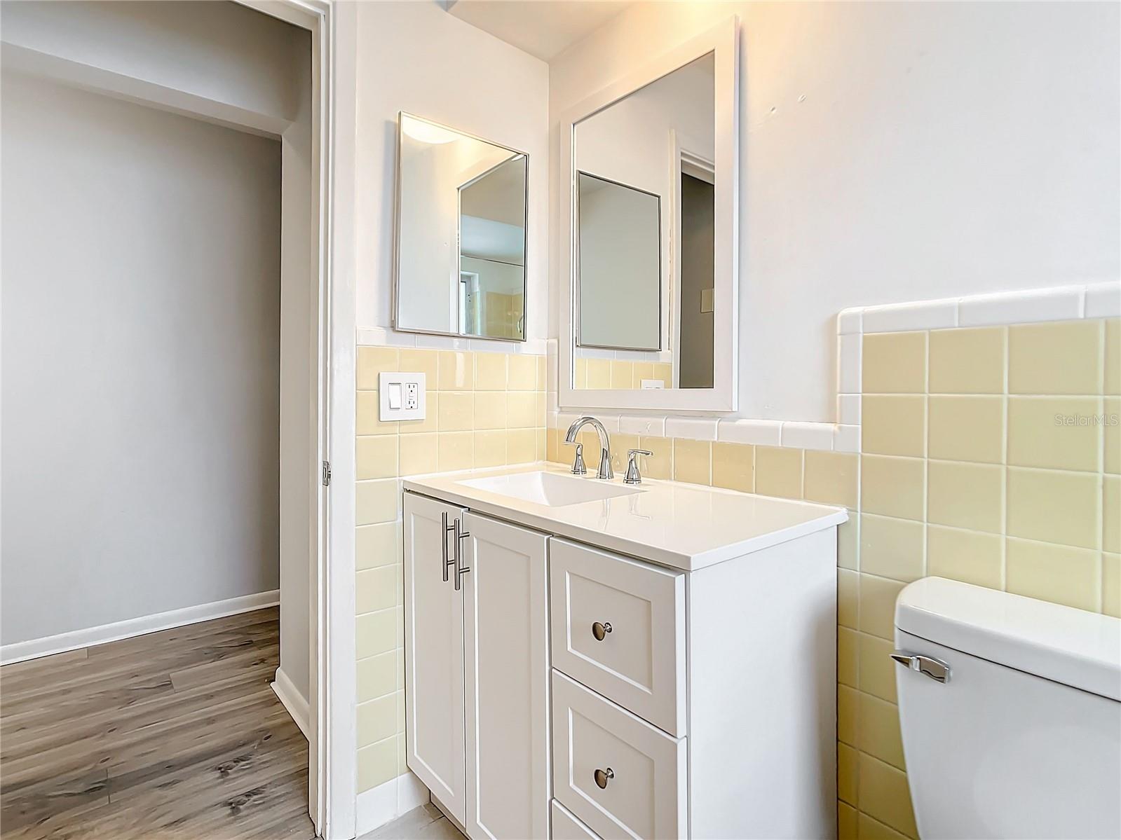 405 S LAKE DR, CLEARWATER, FL, 33755