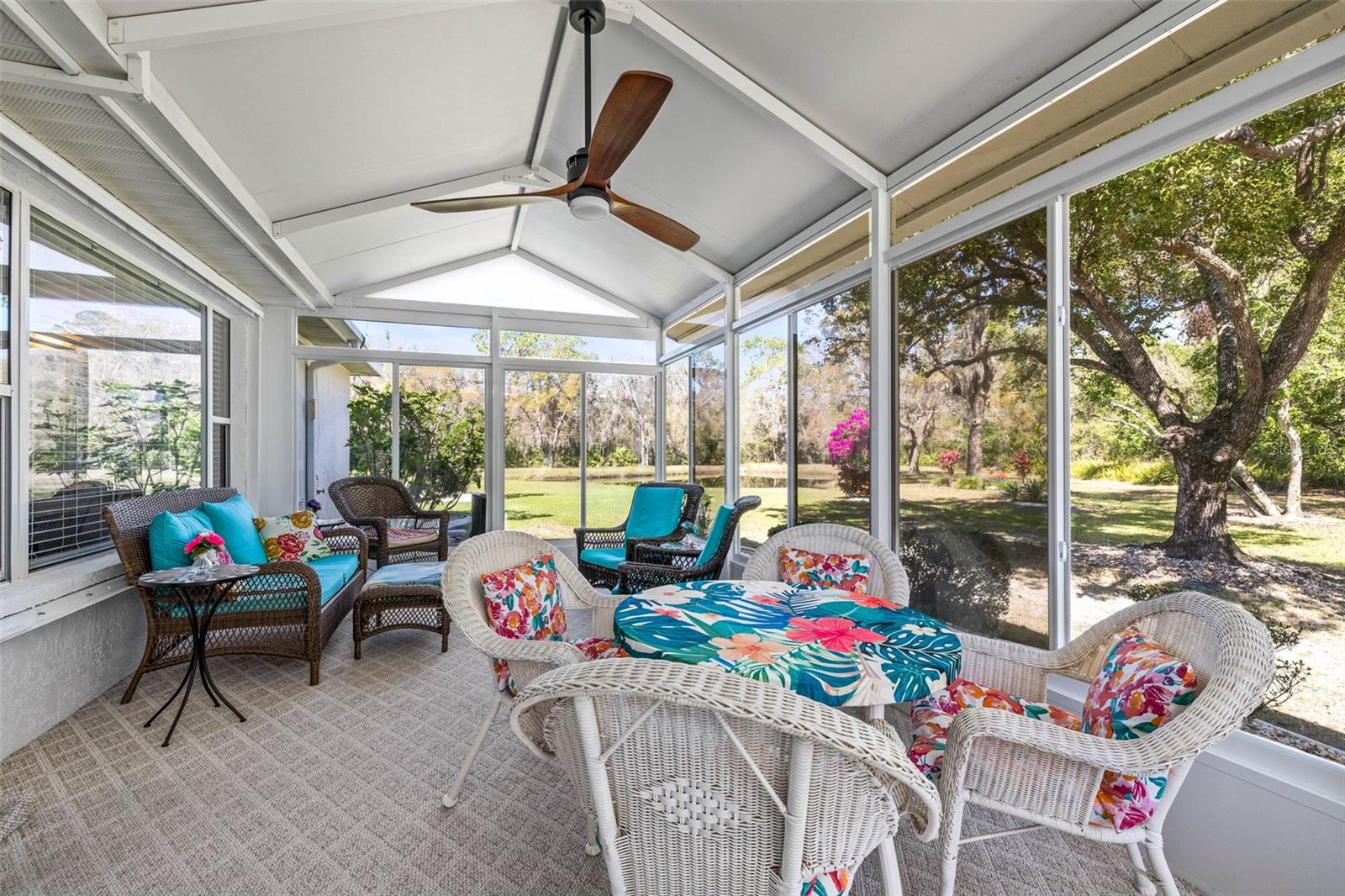 1709 TREMONT CT, SUN CITY CENTER, FL, 33573