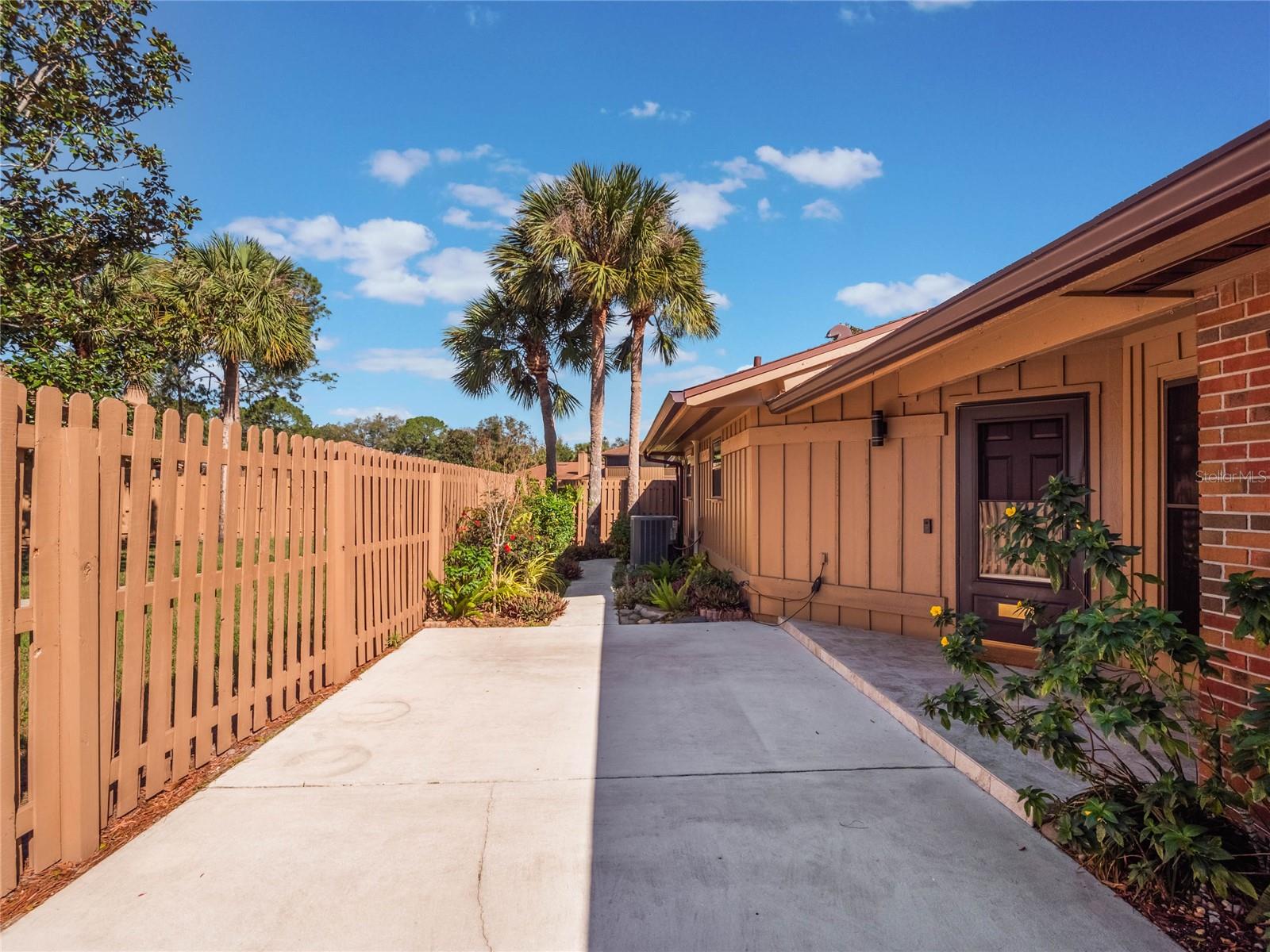 193 HERON BAY CIR #8, LAKE MARY, FL, 32746