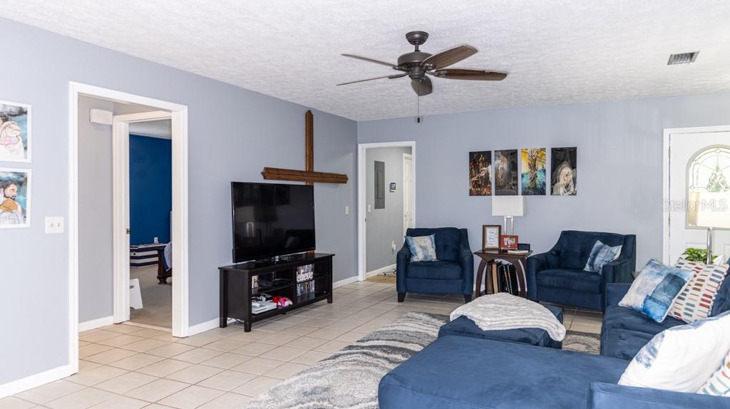 903 SETTER CT, SEFFNER, FL, 33584