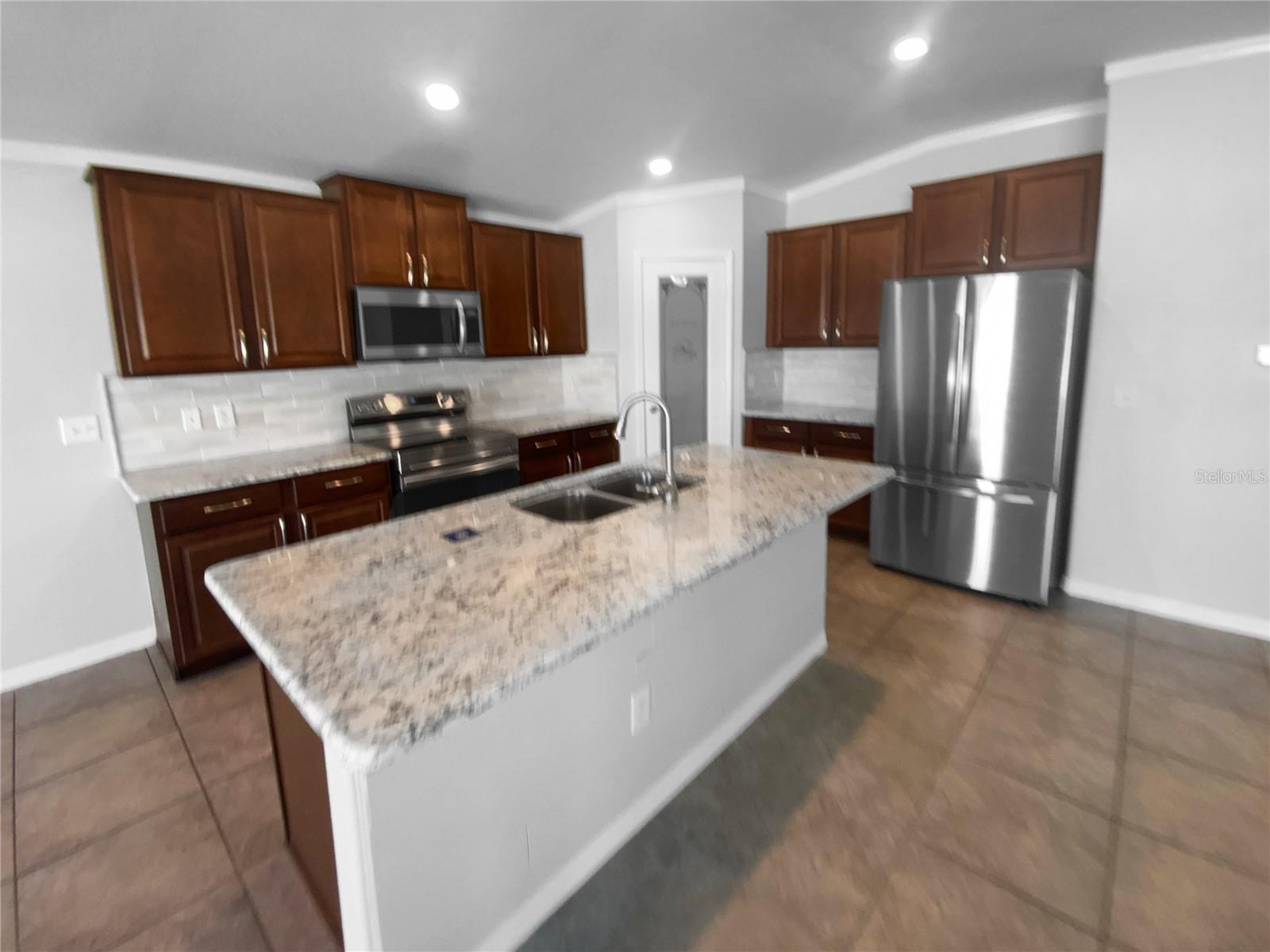 36017 STABLE WILK AVE, ZEPHYRHILLS, FL, 33541