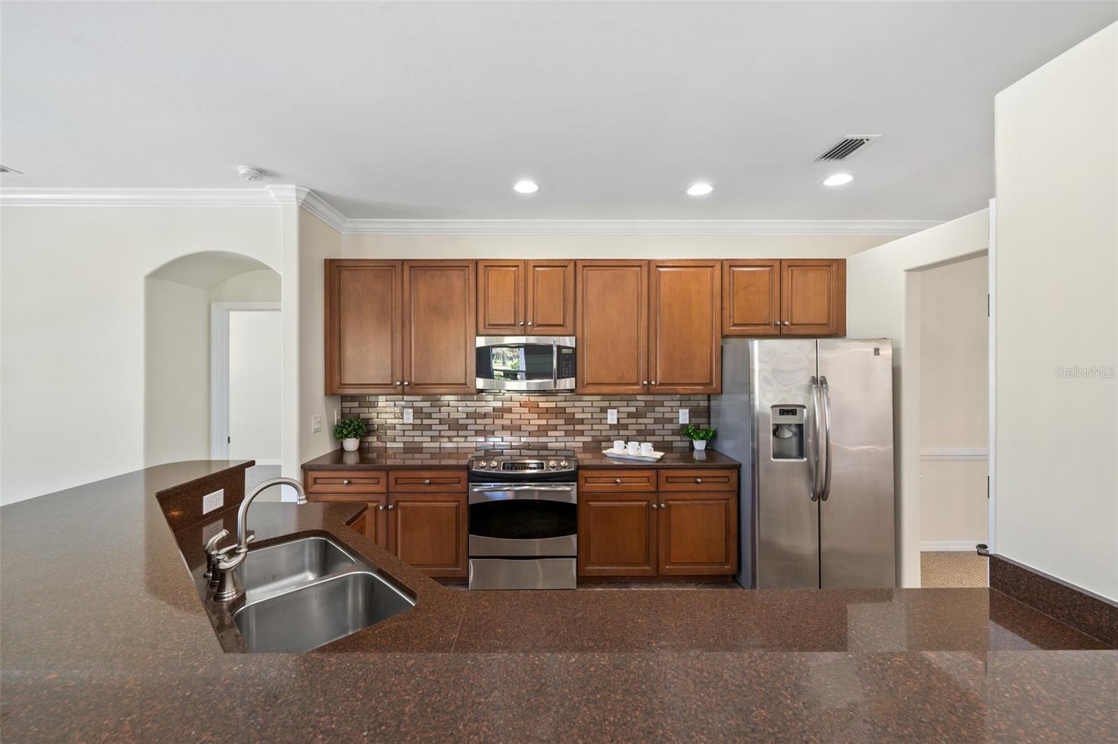 3341 MIDSHIP DR, NORTH FORT MYERS, FL, 33903