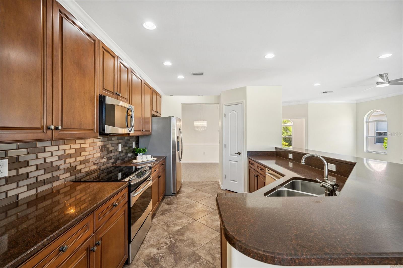 3341 MIDSHIP DR, NORTH FORT MYERS, FL, 33903