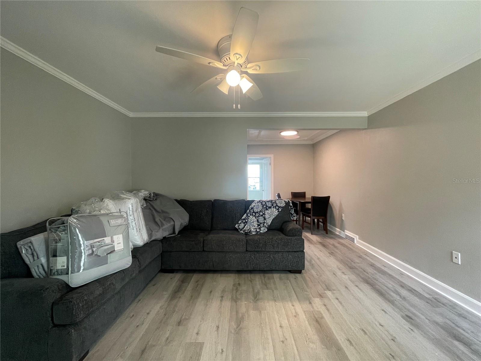 1702 SUNSET DR, CLEARWATER, FL, 33755