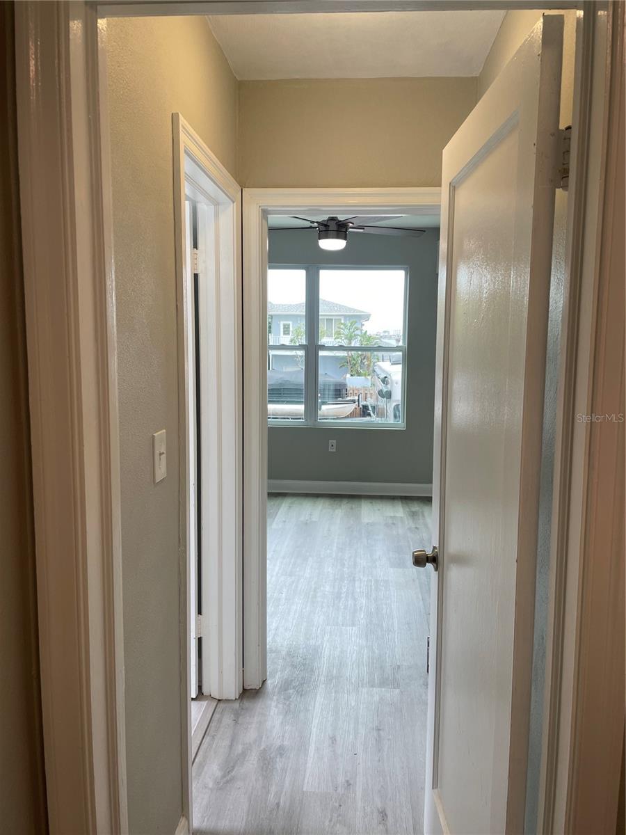 1702 SUNSET DR, CLEARWATER, FL, 33755