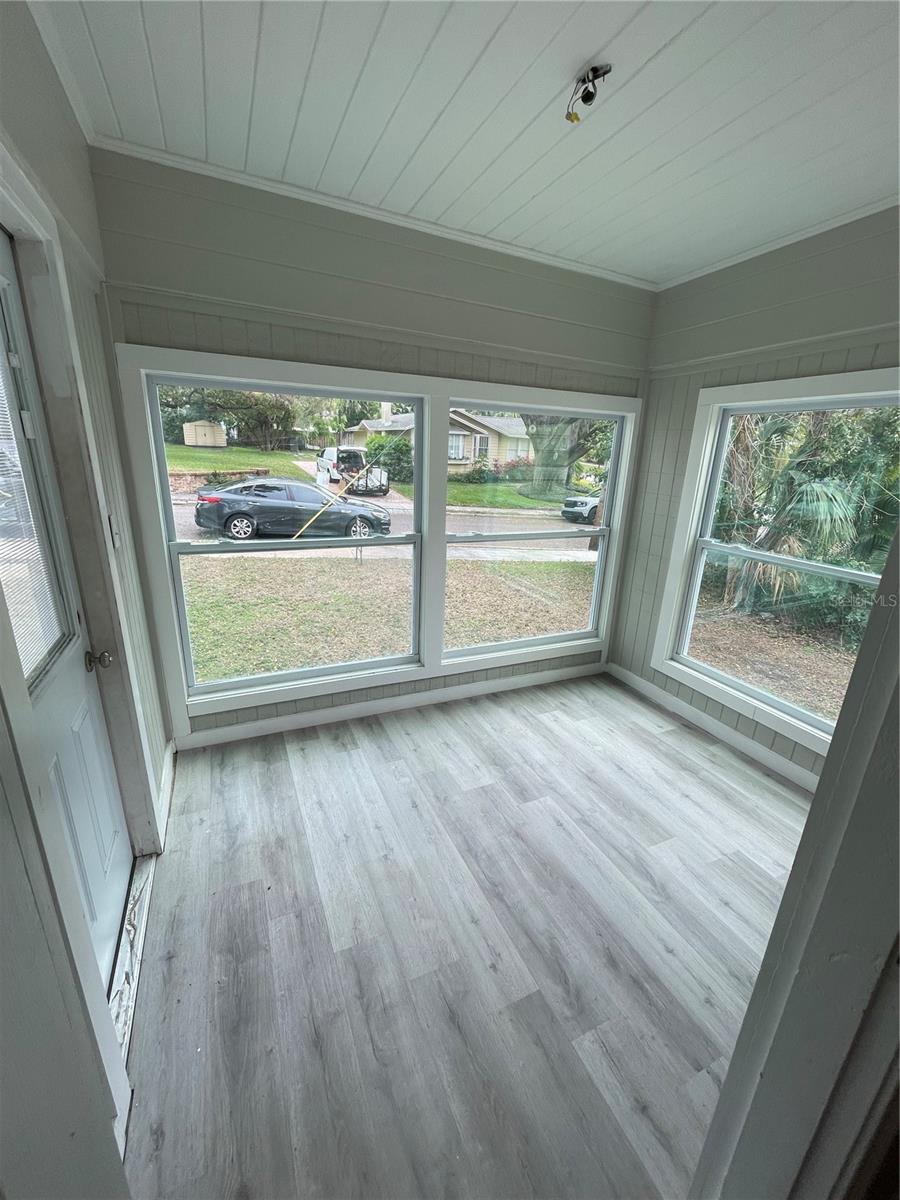 1702 SUNSET DR, CLEARWATER, FL, 33755