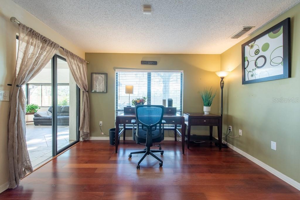 7829 PINE TRACE DR, SARASOTA, FL, 34243