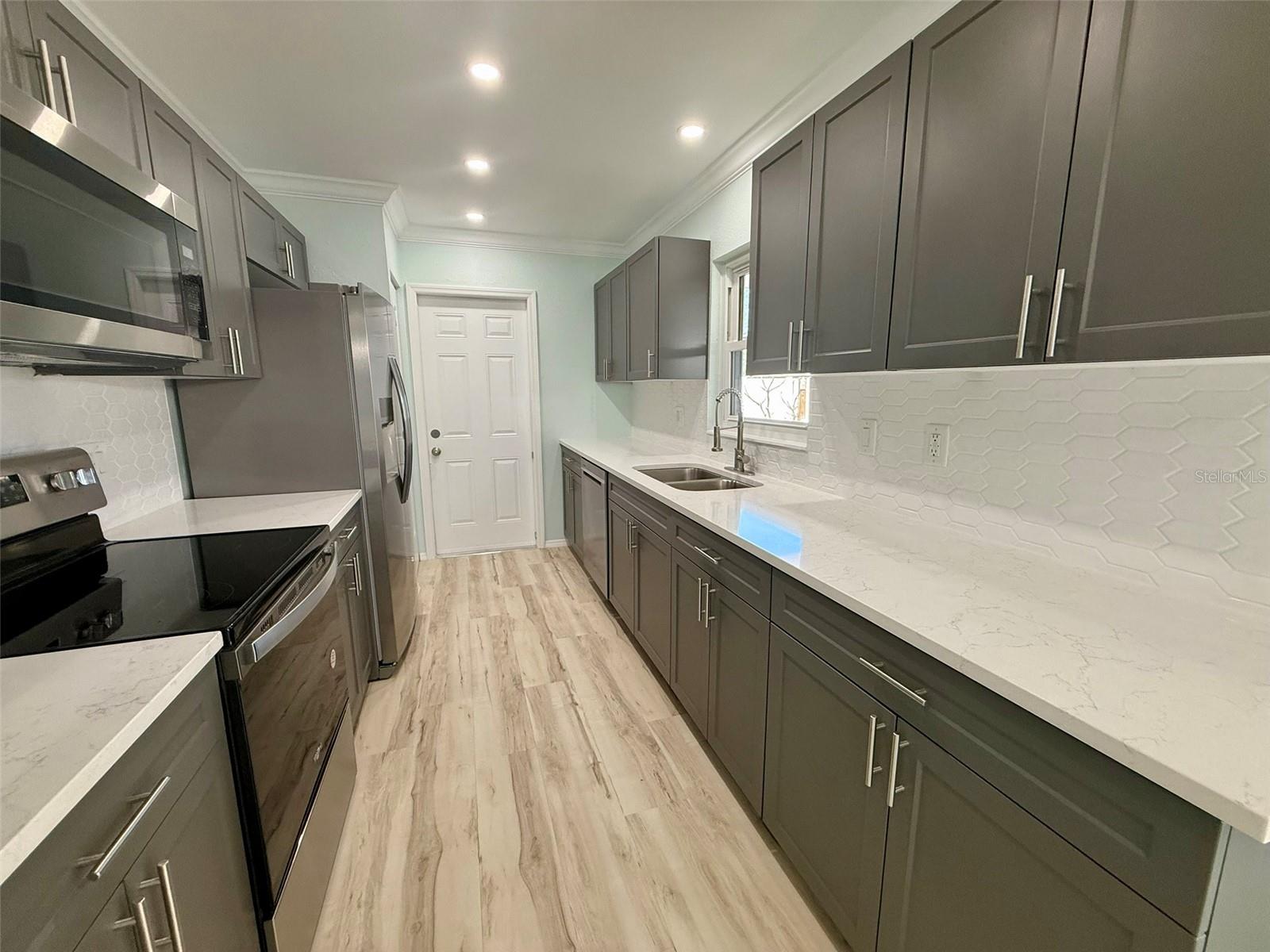 6753 THORMAN RD, PORT CHARLOTTE, FL, 33981