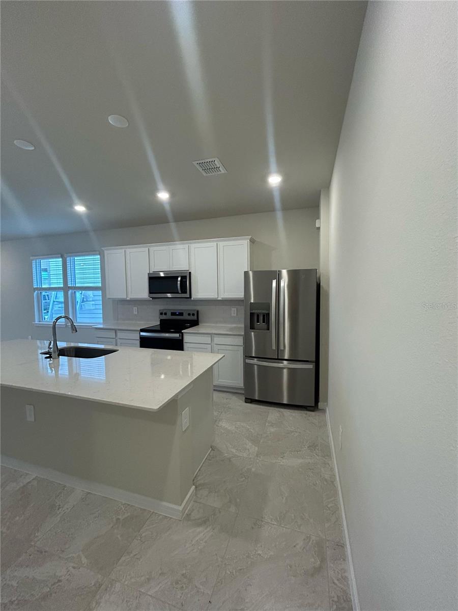 2045 CALM SOUL WAY DR, KISSIMMEE, FL, 34744