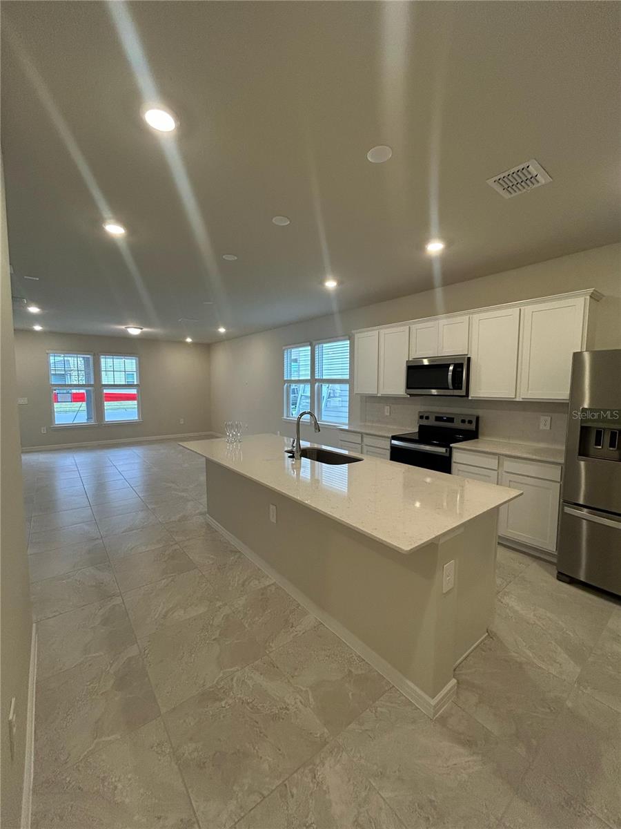 2045 CALM SOUL WAY DR, KISSIMMEE, FL, 34744
