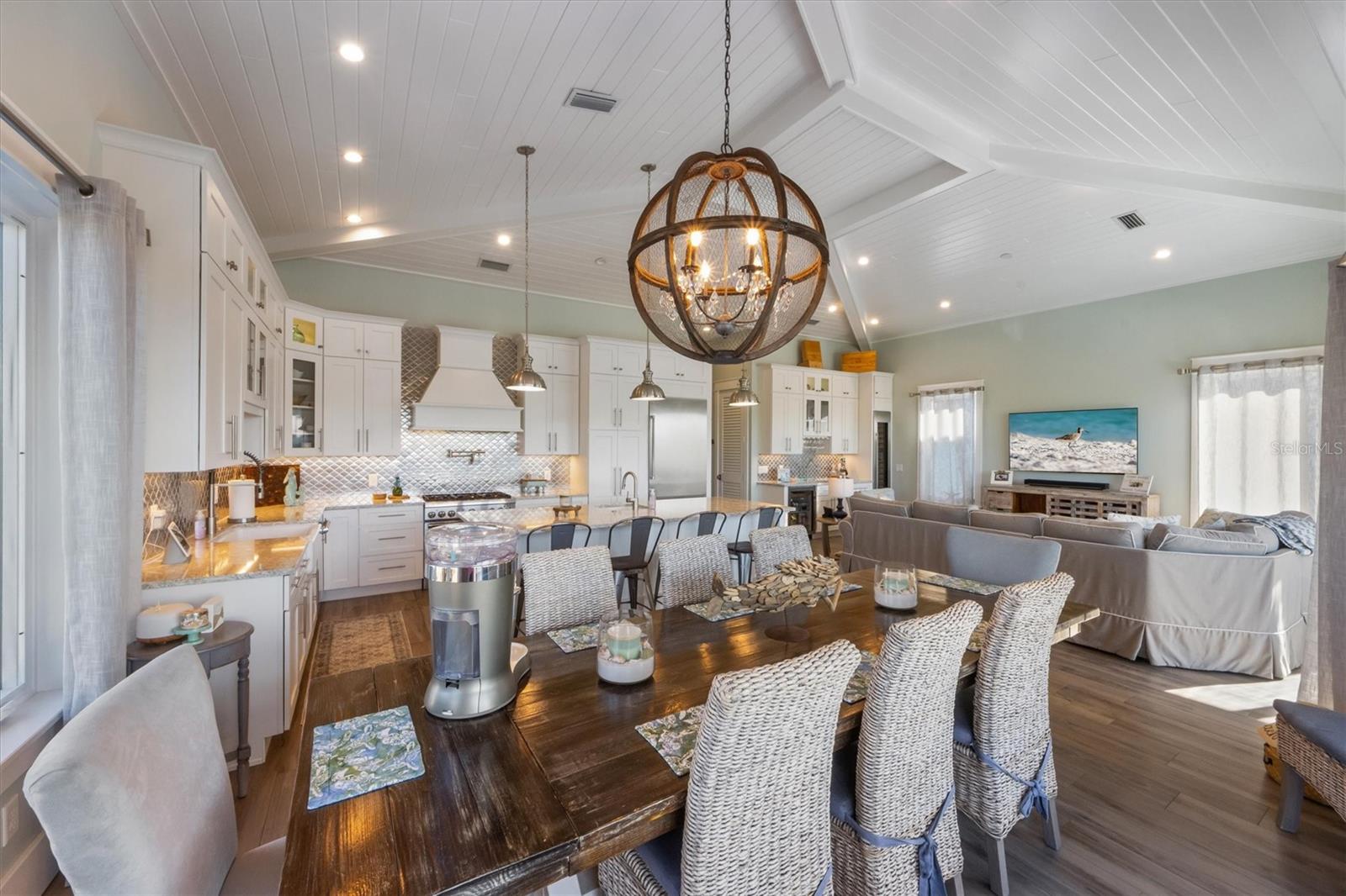 108 MAGNOLIA AVE, ANNA MARIA, FL, 34216