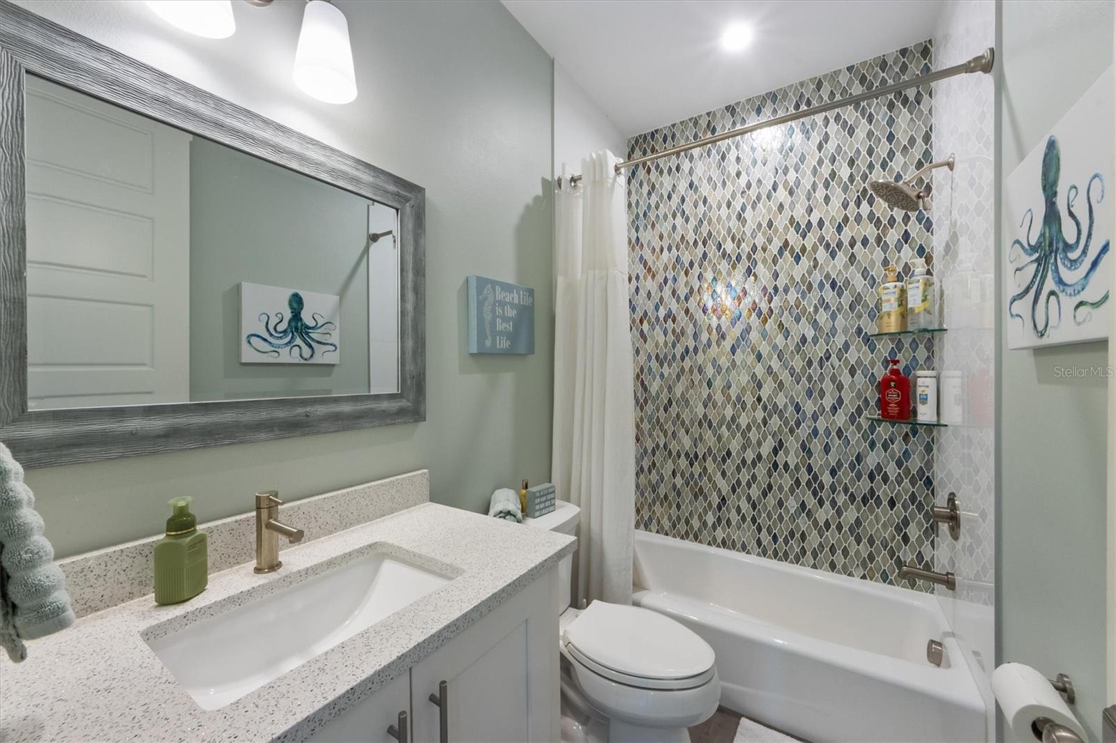 108 MAGNOLIA AVE, ANNA MARIA, FL, 34216