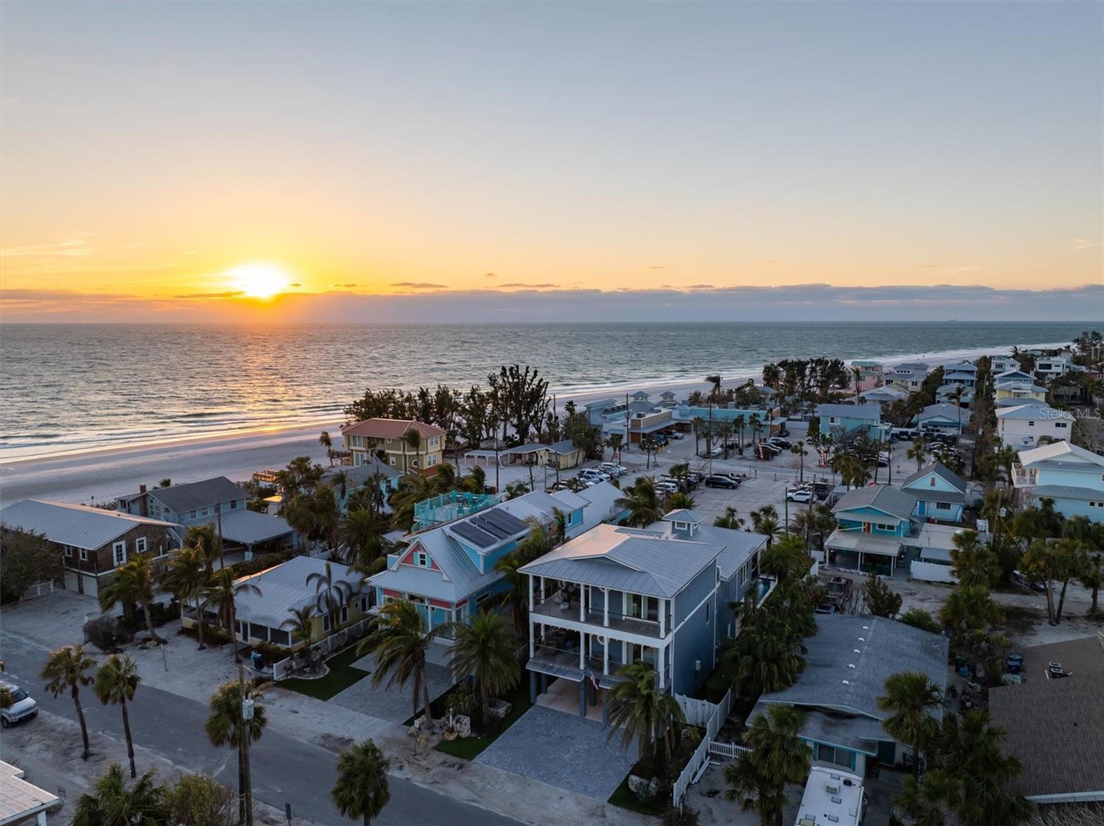 108 MAGNOLIA AVE, ANNA MARIA, FL, 34216