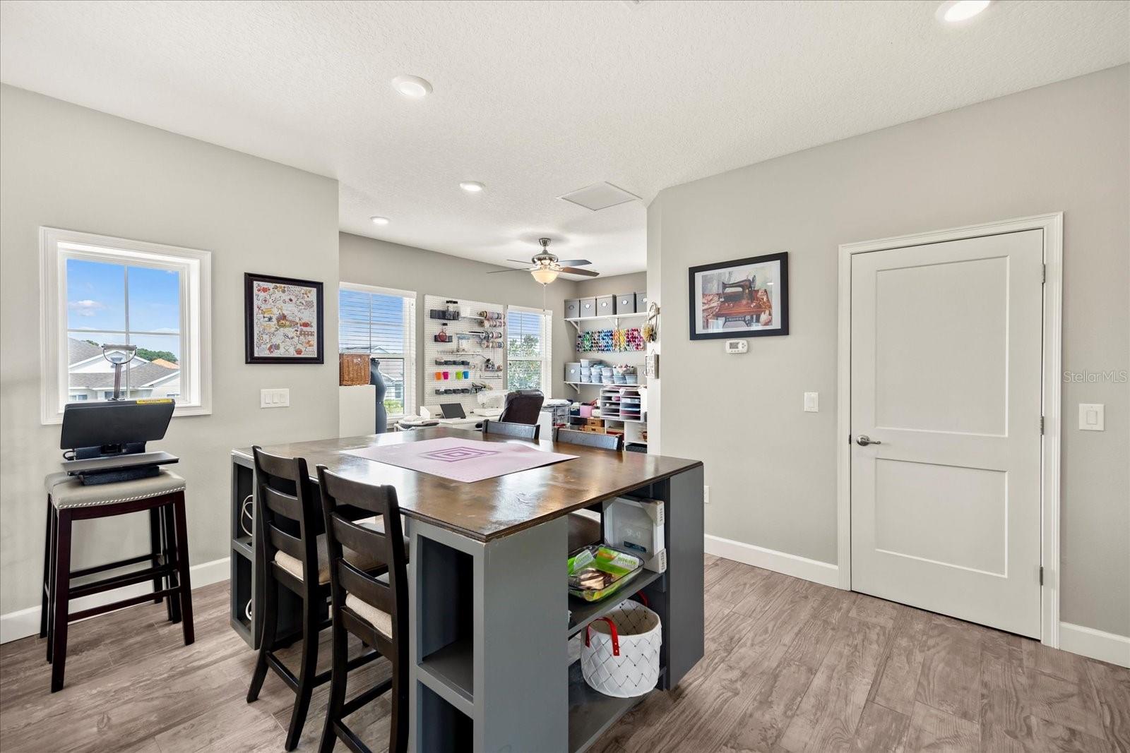 17648 LIVE OAK DR, TAVARES, FL, 32778