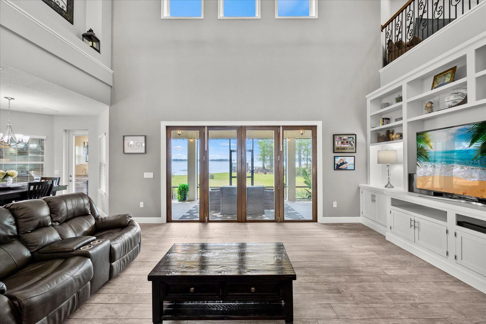 17648 LIVE OAK DR, TAVARES, FL, 32778
