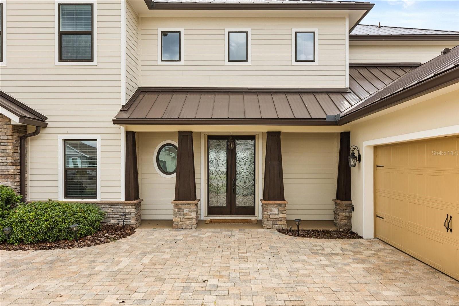 17648 LIVE OAK DR, TAVARES, FL, 32778