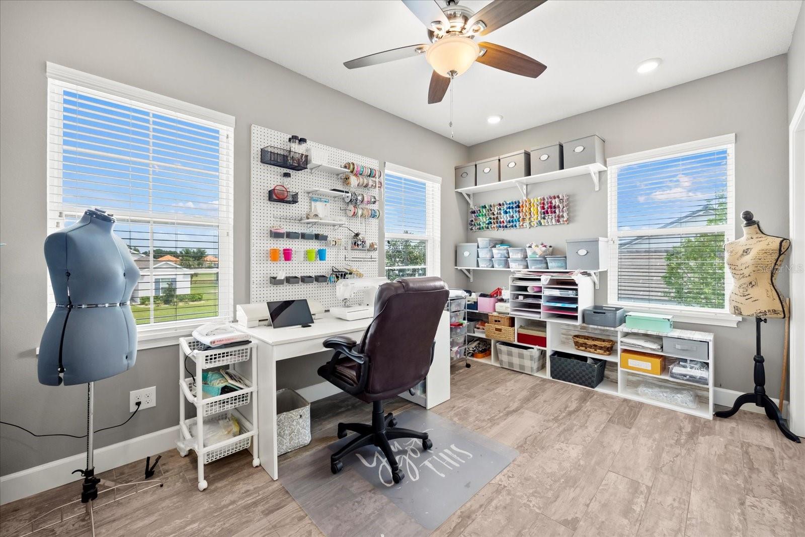 17648 LIVE OAK DR, TAVARES, FL, 32778