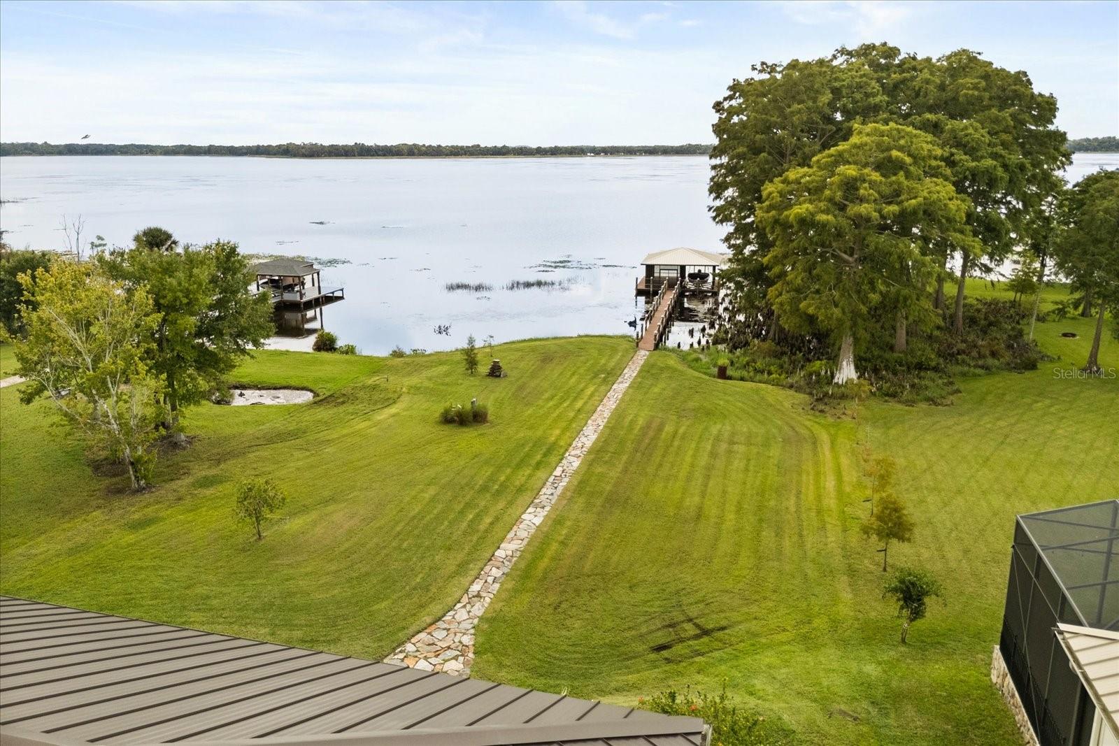 17648 LIVE OAK DR, TAVARES, FL, 32778