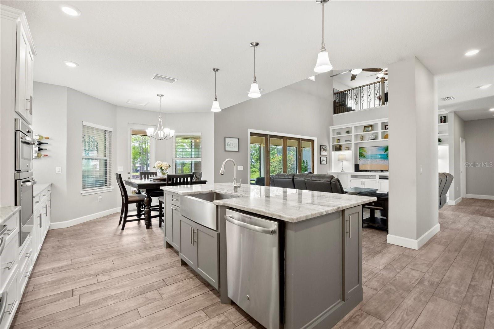 17648 LIVE OAK DR, TAVARES, FL, 32778