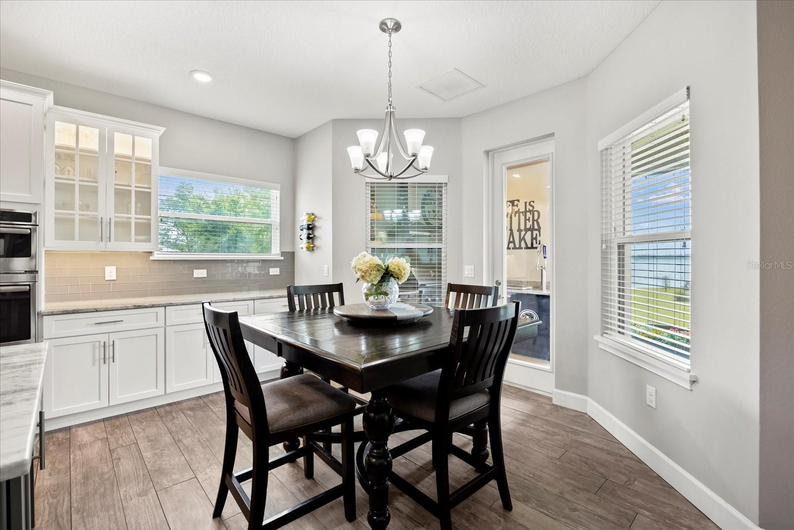 17648 LIVE OAK DR, TAVARES, FL, 32778
