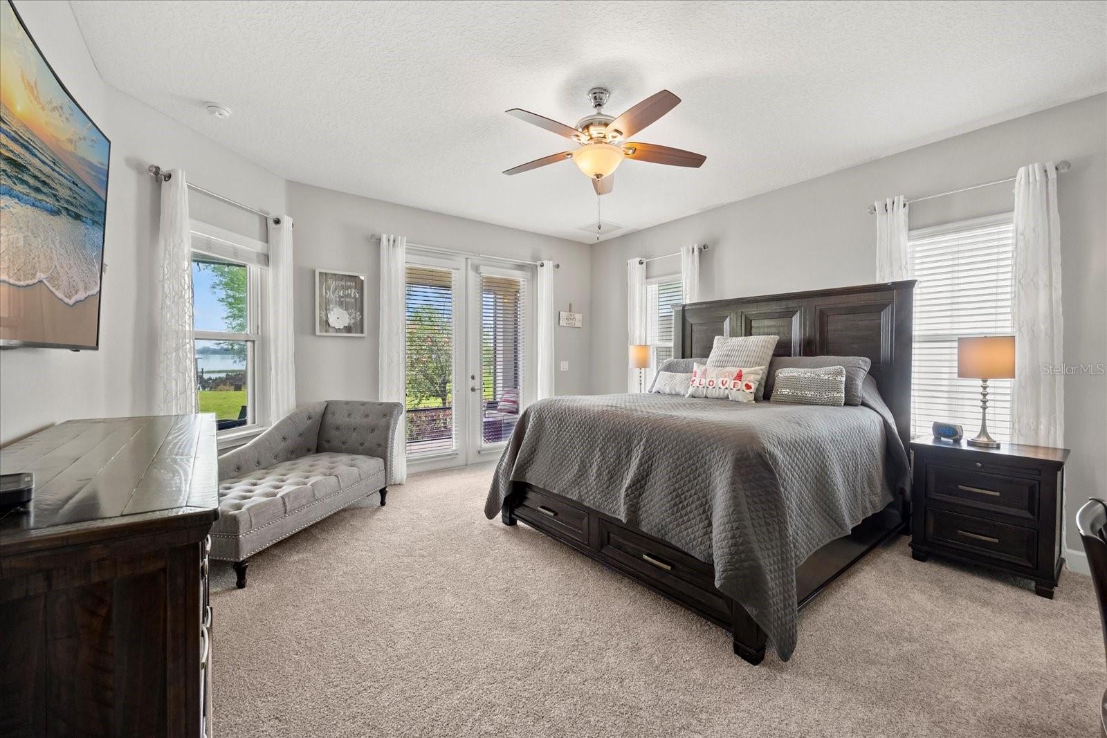 17648 LIVE OAK DR, TAVARES, FL, 32778