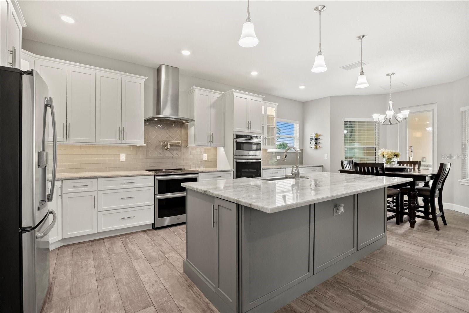 17648 LIVE OAK DR, TAVARES, FL, 32778
