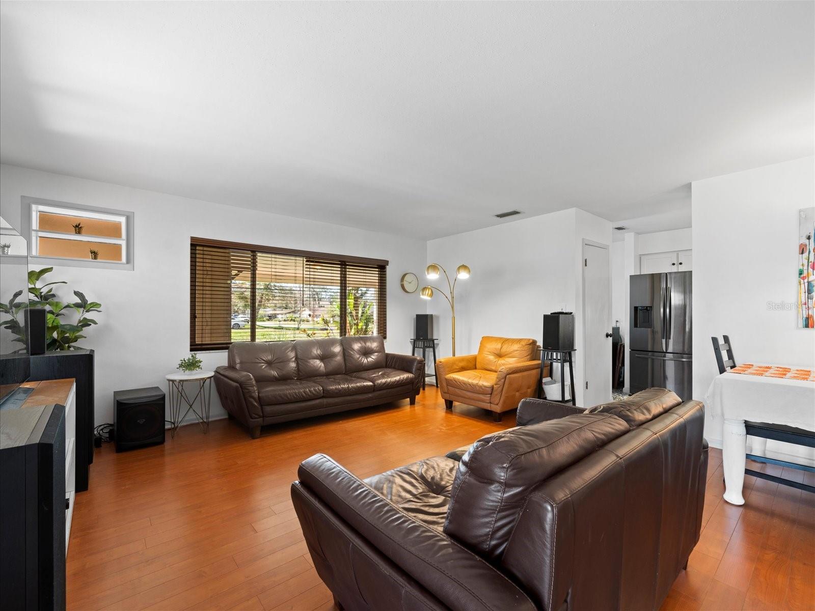 8713 W LANWAY DR, TAMPA, FL, 33637