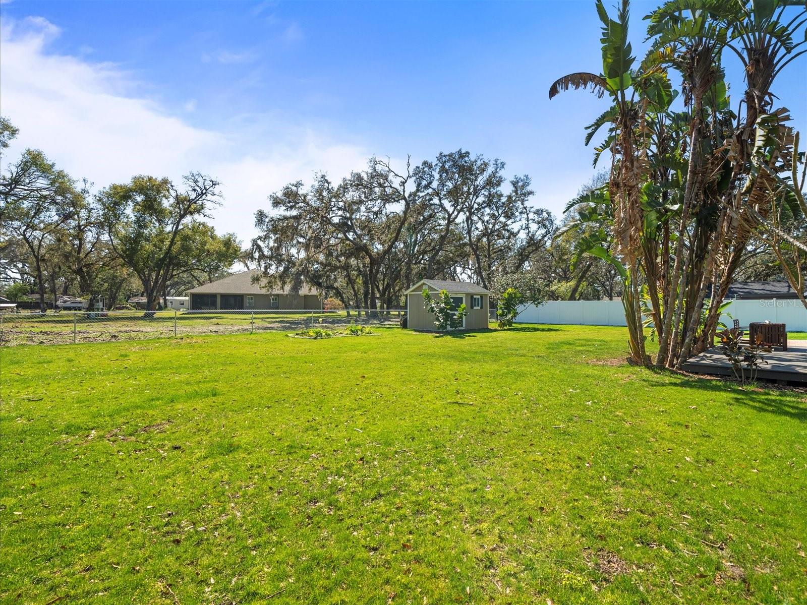 8713 W LANWAY DR, TAMPA, FL, 33637