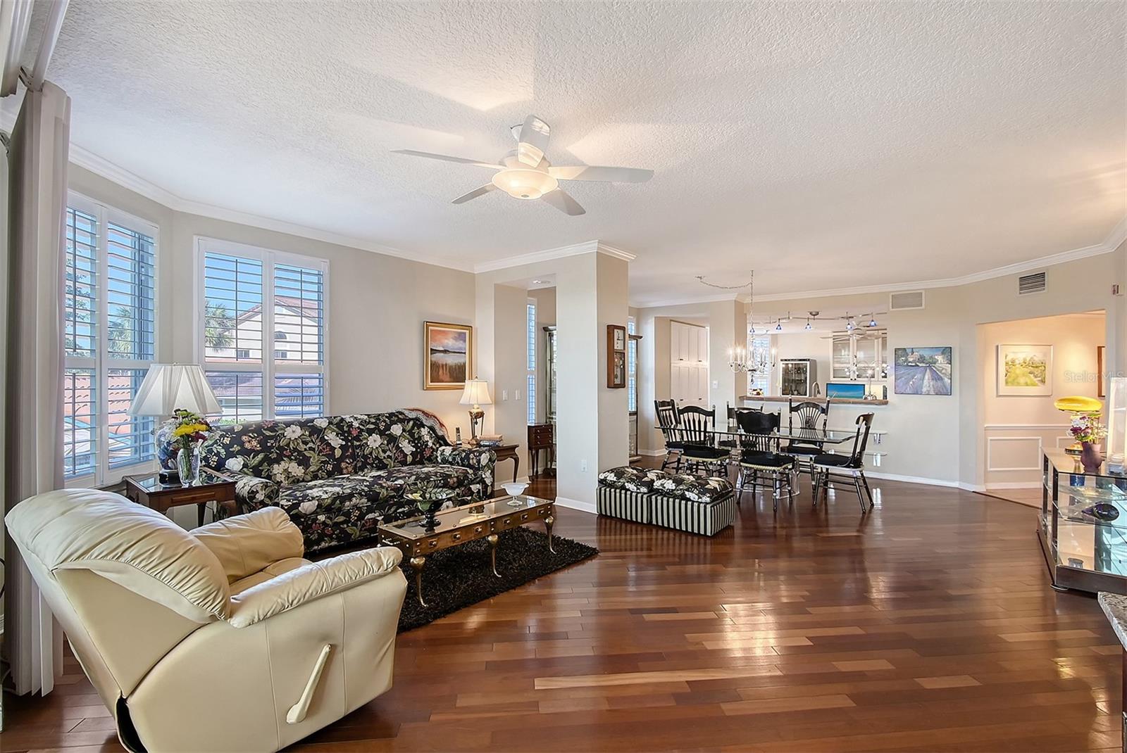 5420 EAGLES POINT CIR #106, SARASOTA, FL, 34231