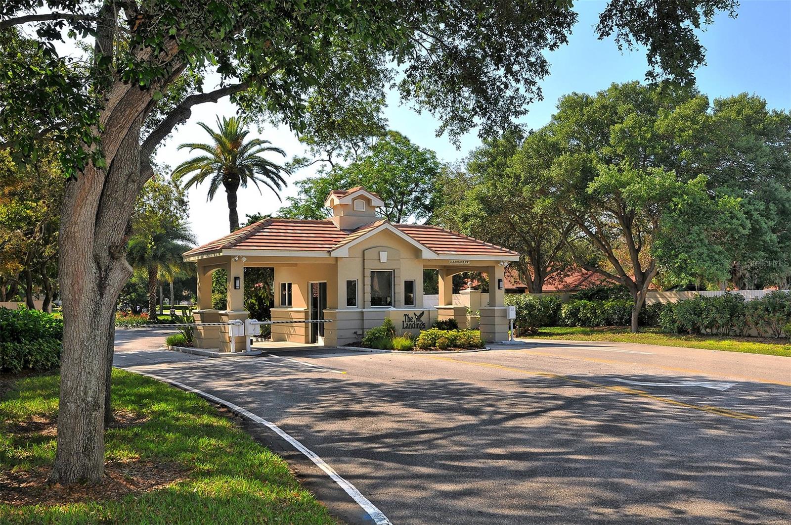 5420 EAGLES POINT CIR #106, SARASOTA, FL, 34231