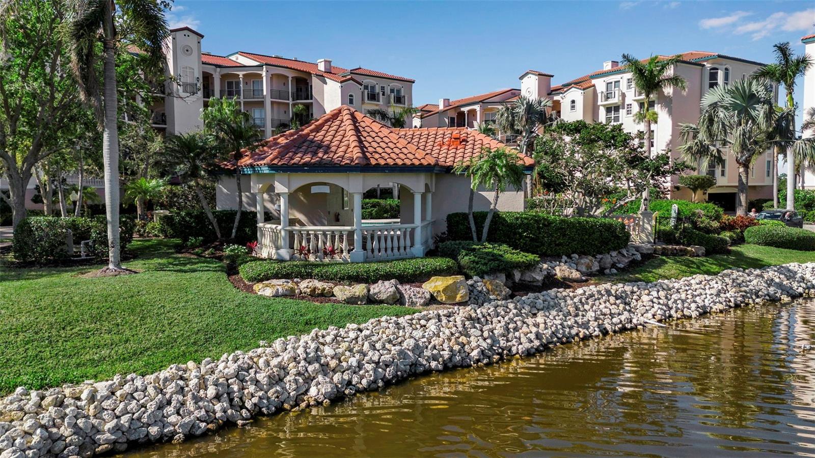5420 EAGLES POINT CIR #106, SARASOTA, FL, 34231