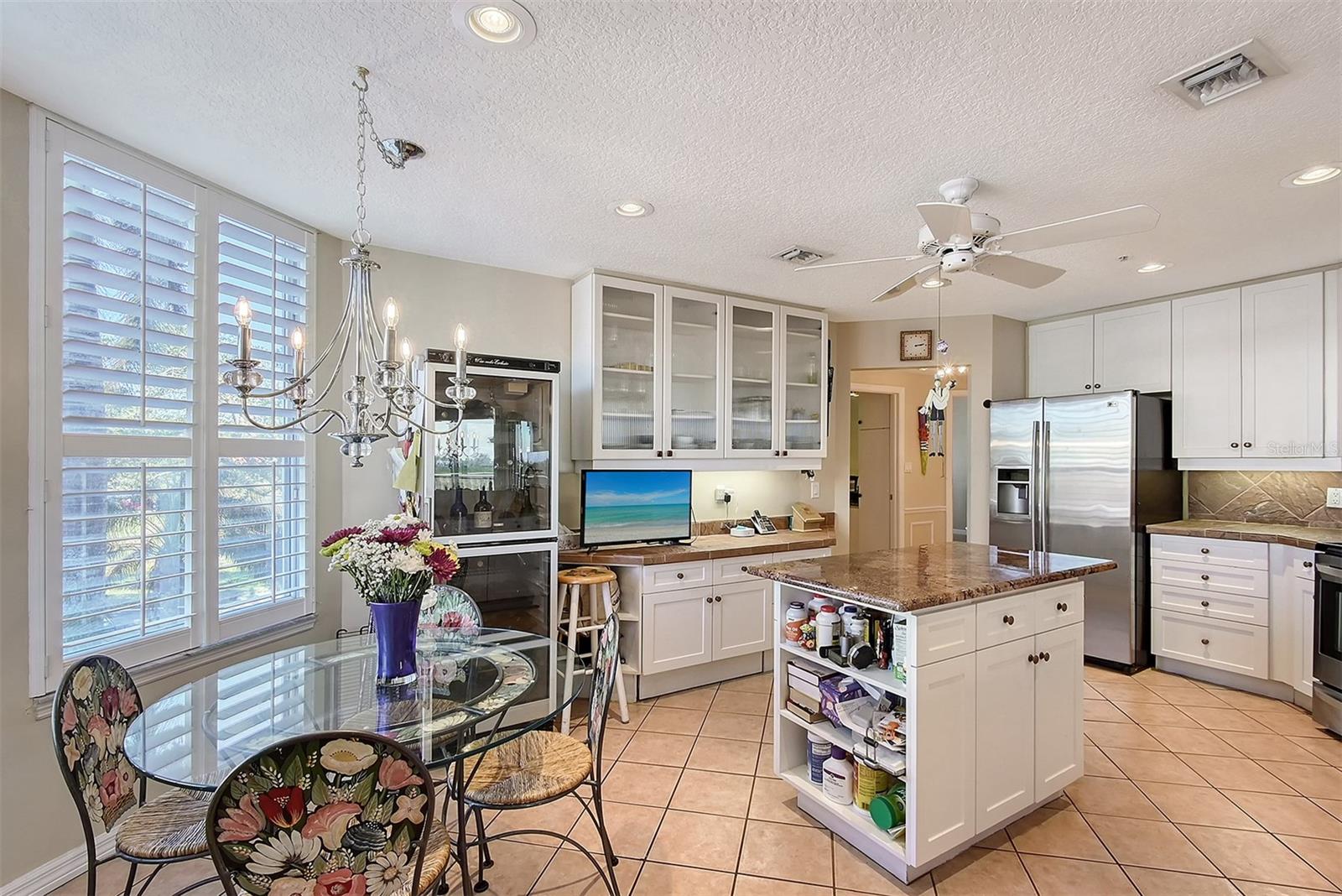 5420 EAGLES POINT CIR #106, SARASOTA, FL, 34231