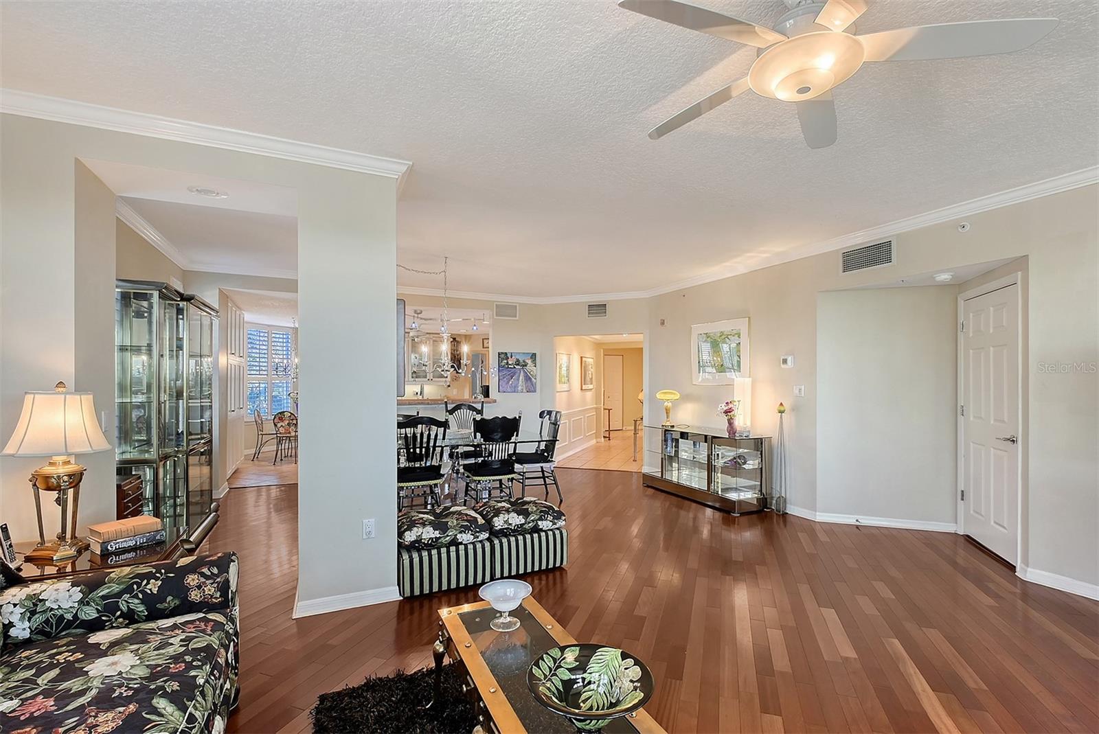 5420 EAGLES POINT CIR #106, SARASOTA, FL, 34231