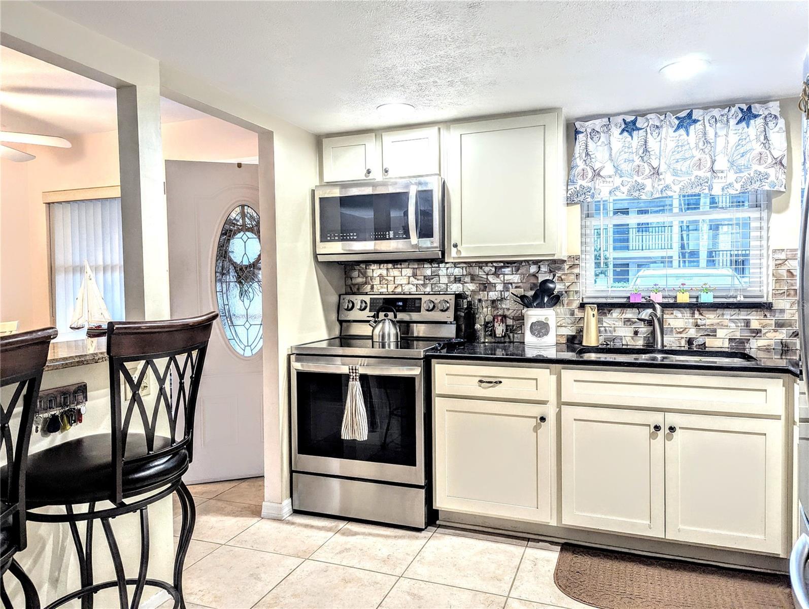 2057 SUNSET DR #G1, BRADENTON, FL, 34207