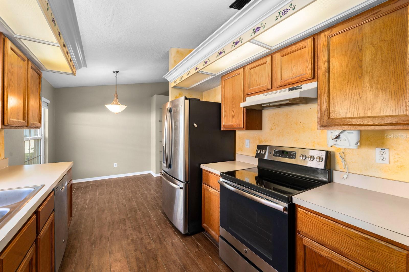 1410 WAKEFIELD DR, BRANDON, FL, 33511