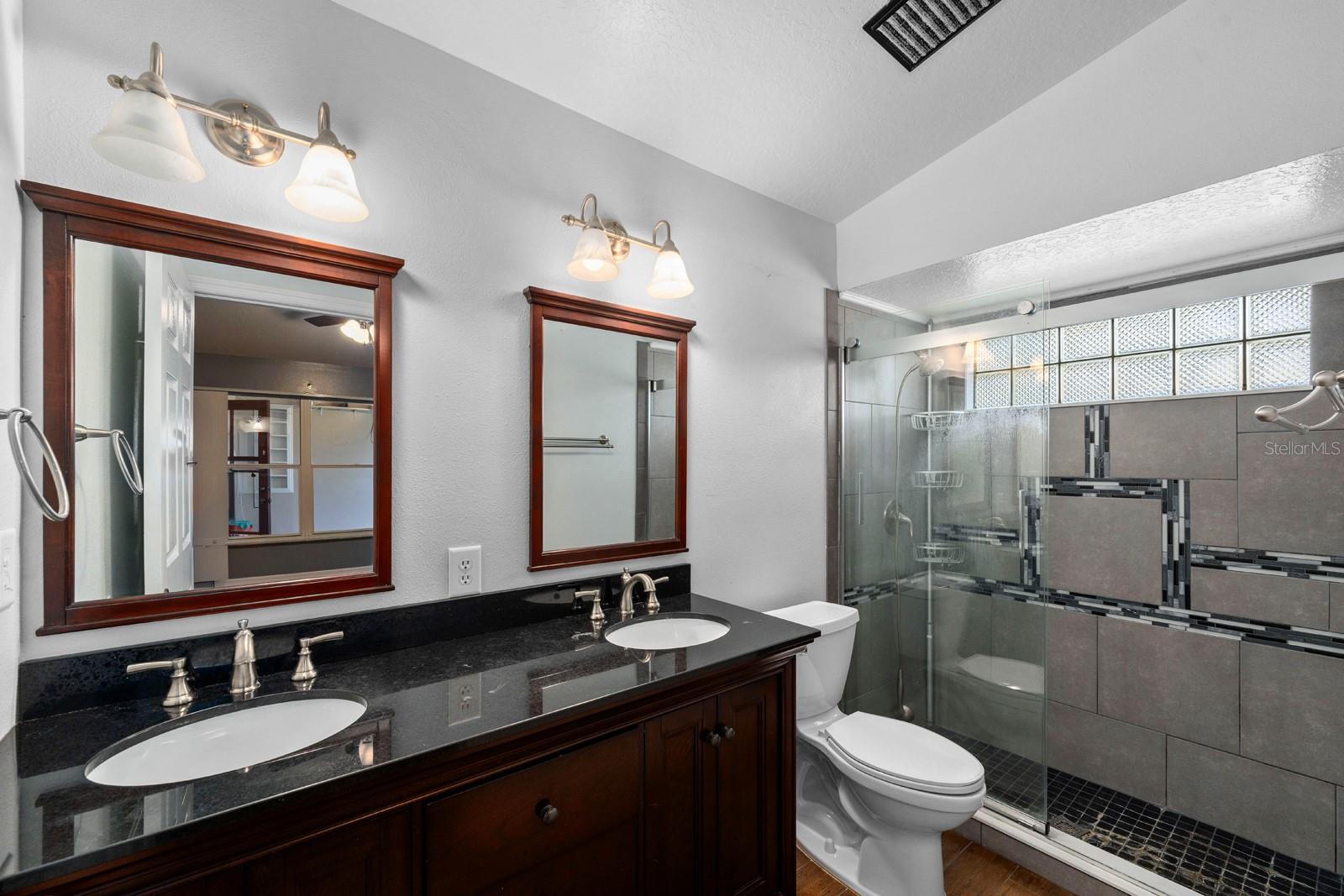 1410 WAKEFIELD DR, BRANDON, FL, 33511
