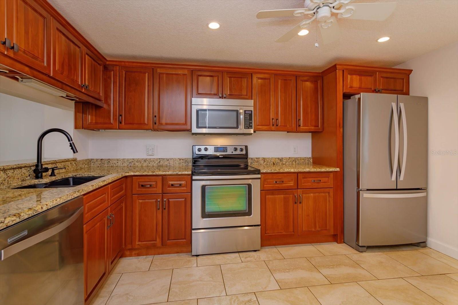 1 ESCONDIDO CIR #171, ALTAMONTE SPRINGS, FL, 32701