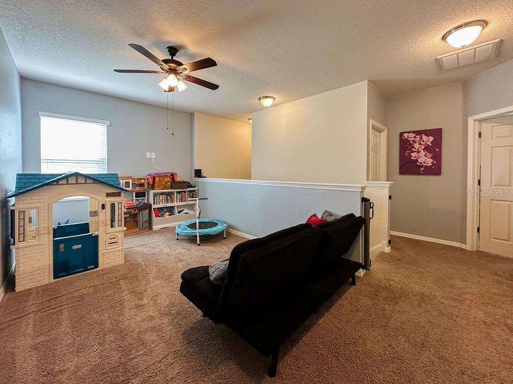 32692 WINDELSTRAW DR, WESLEY CHAPEL, FL, 33545