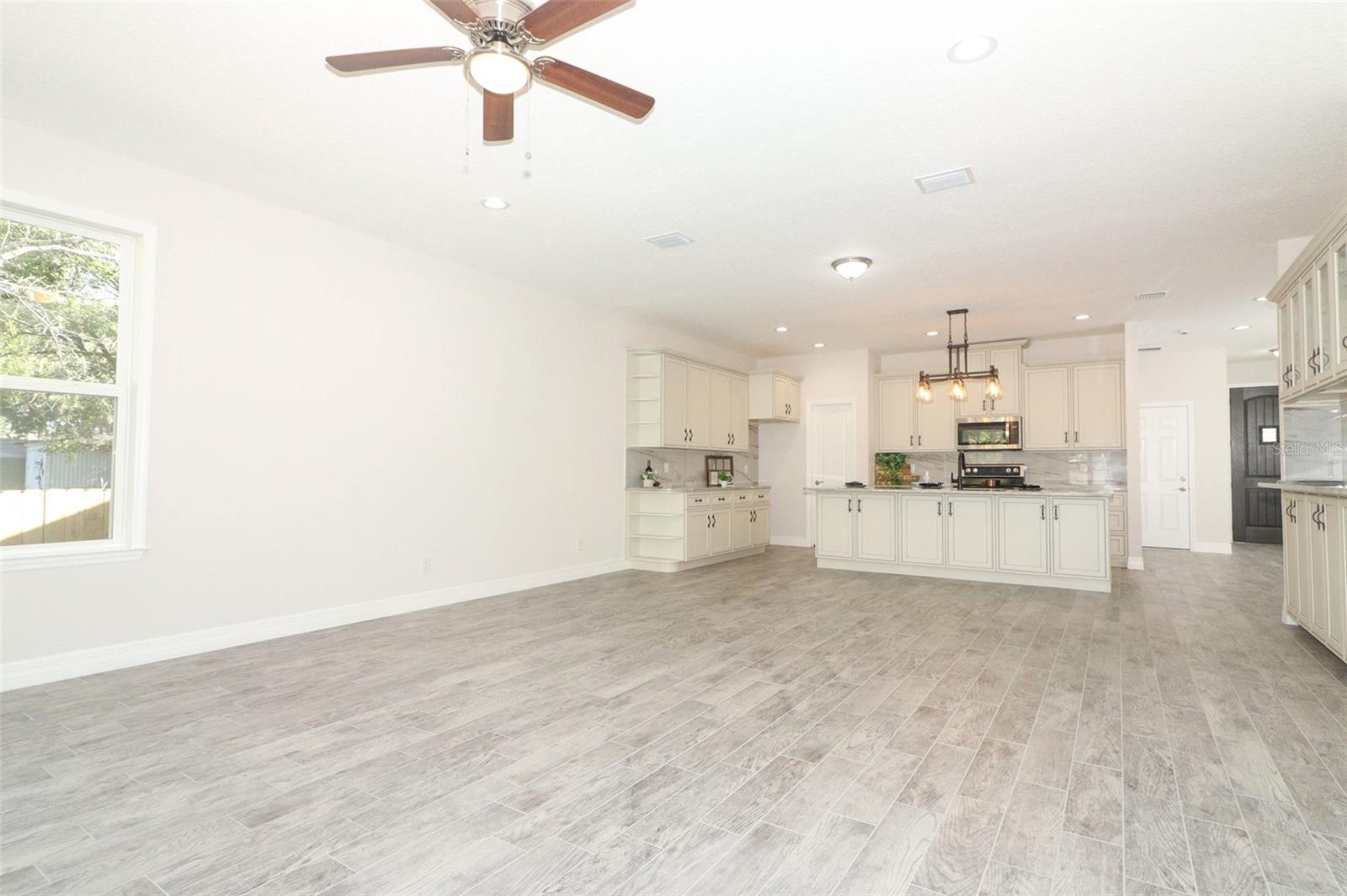 1038 DENNIS AVE, ORLANDO, FL, 32807