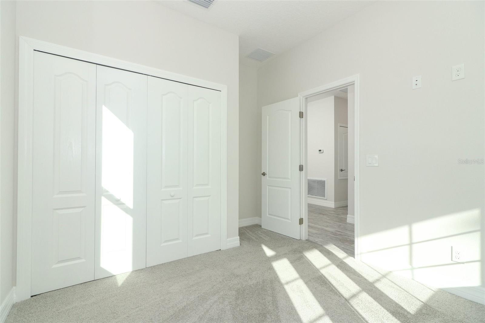 1038 DENNIS AVE, ORLANDO, FL, 32807