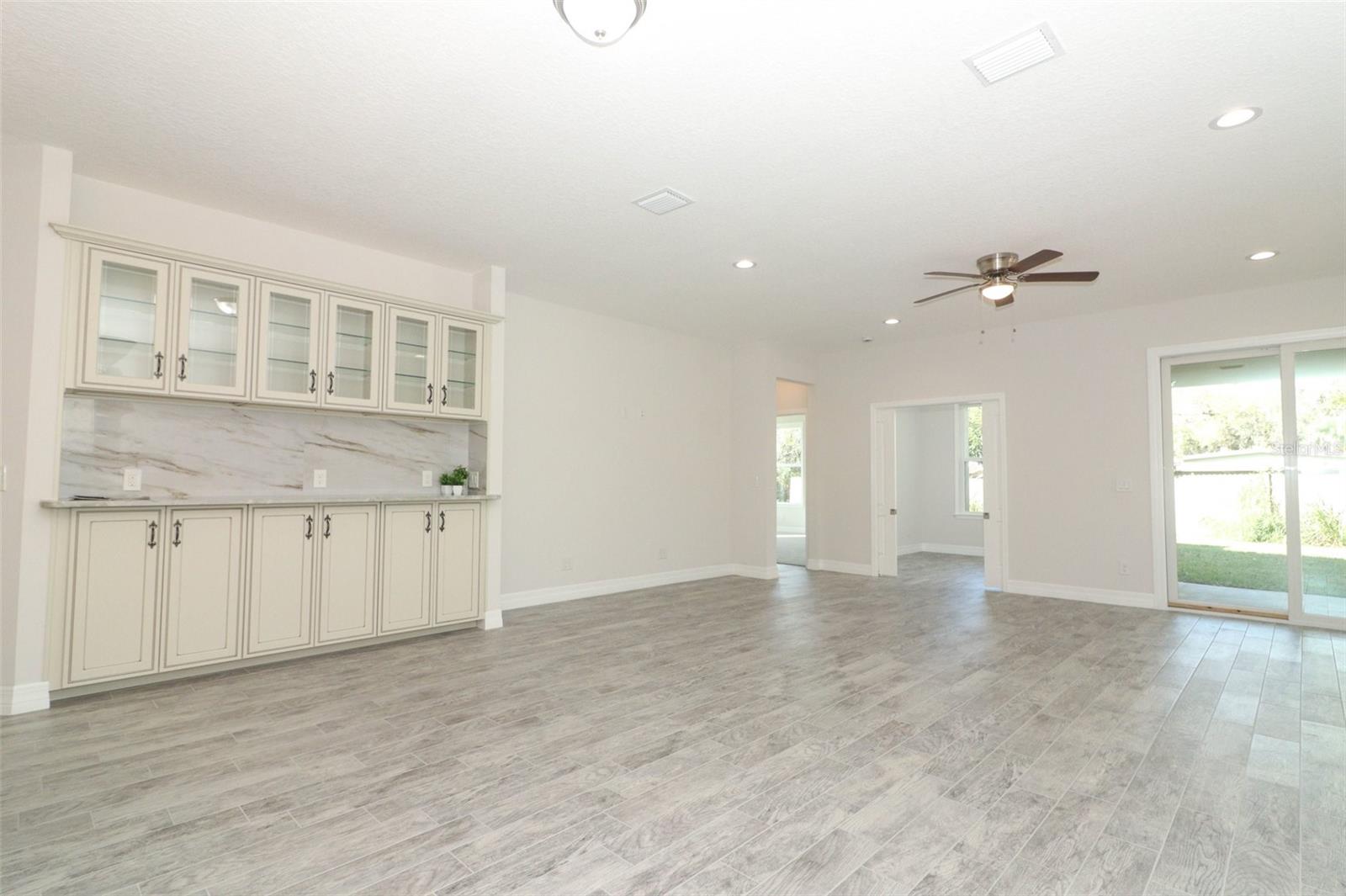 1038 DENNIS AVE, ORLANDO, FL, 32807