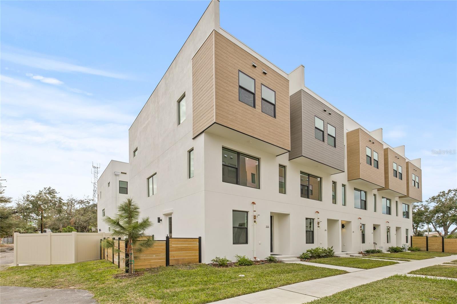 305 15TH ST N, ST PETERSBURG, FL, 33705