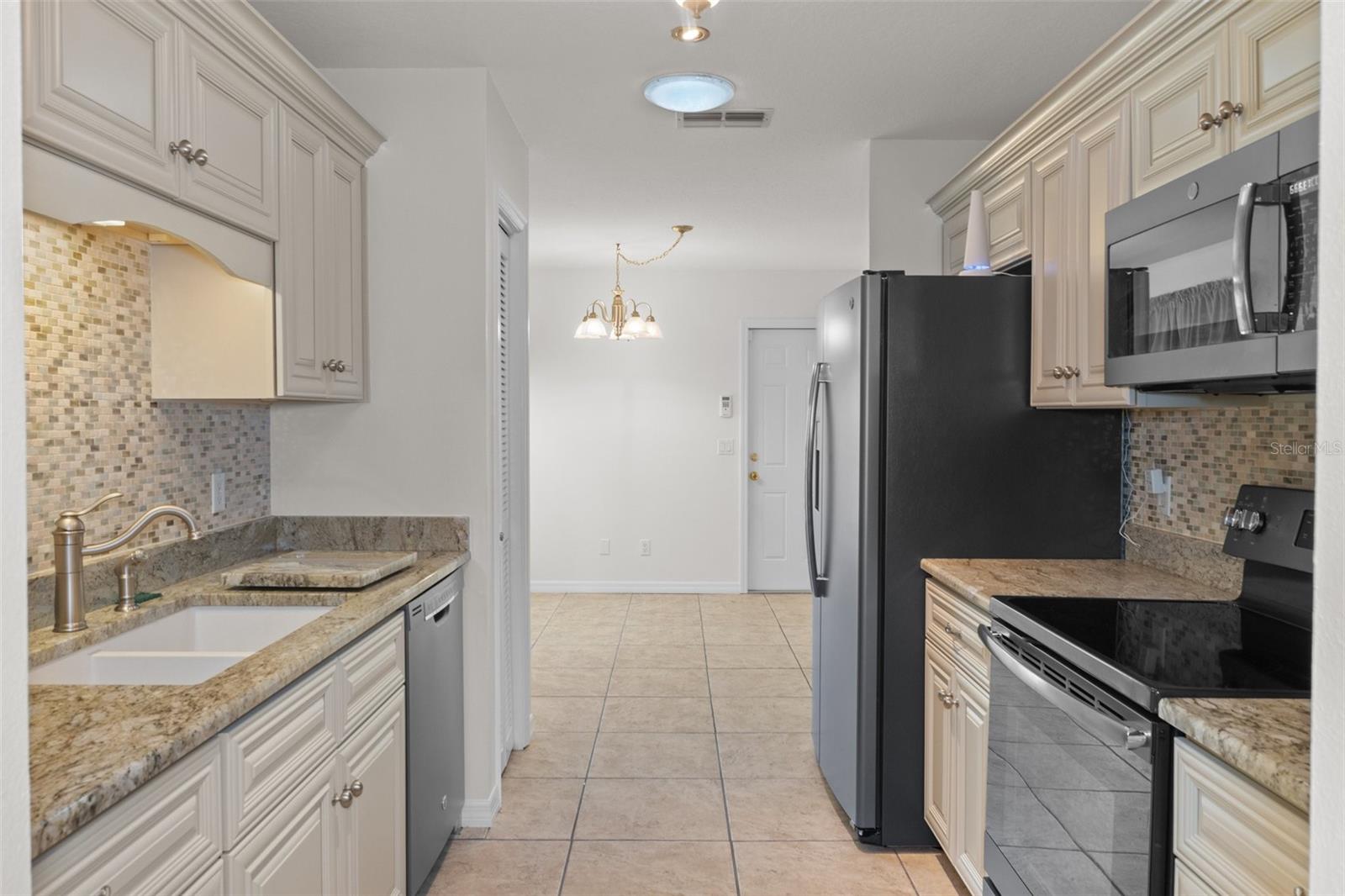16 GERBERA CT, HOMOSASSA, FL, 34446