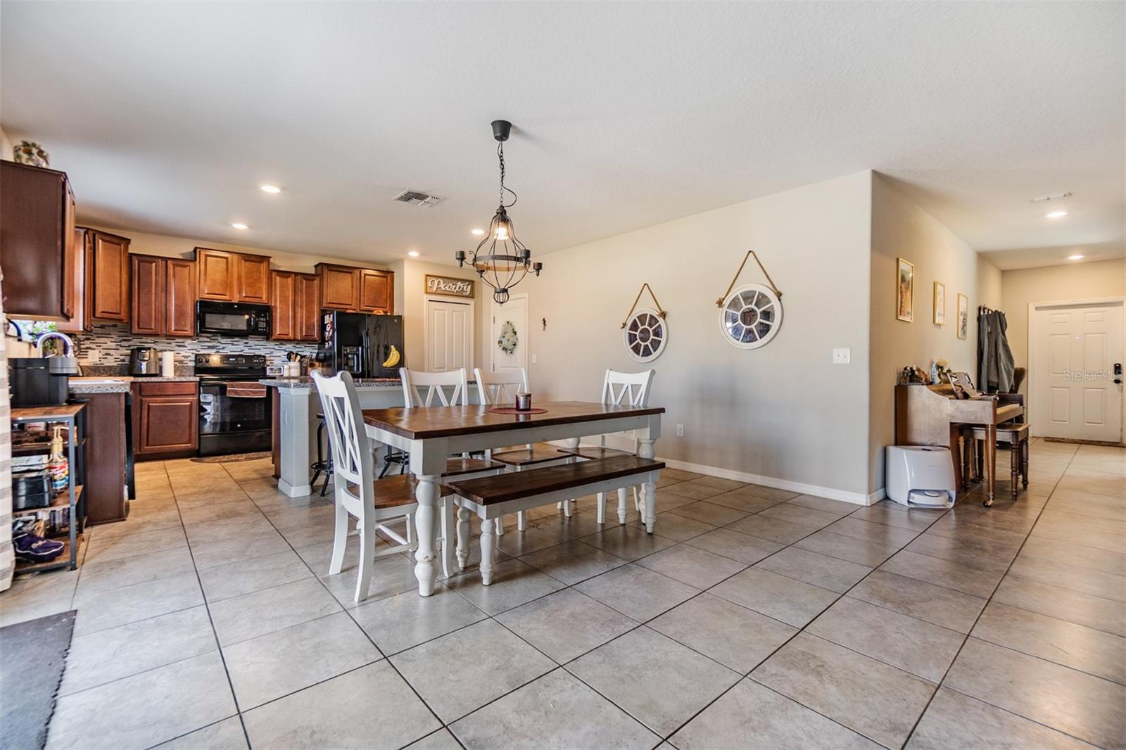 7010 WISEMAN RUN DR, SUN CITY CENTER, FL, 33573