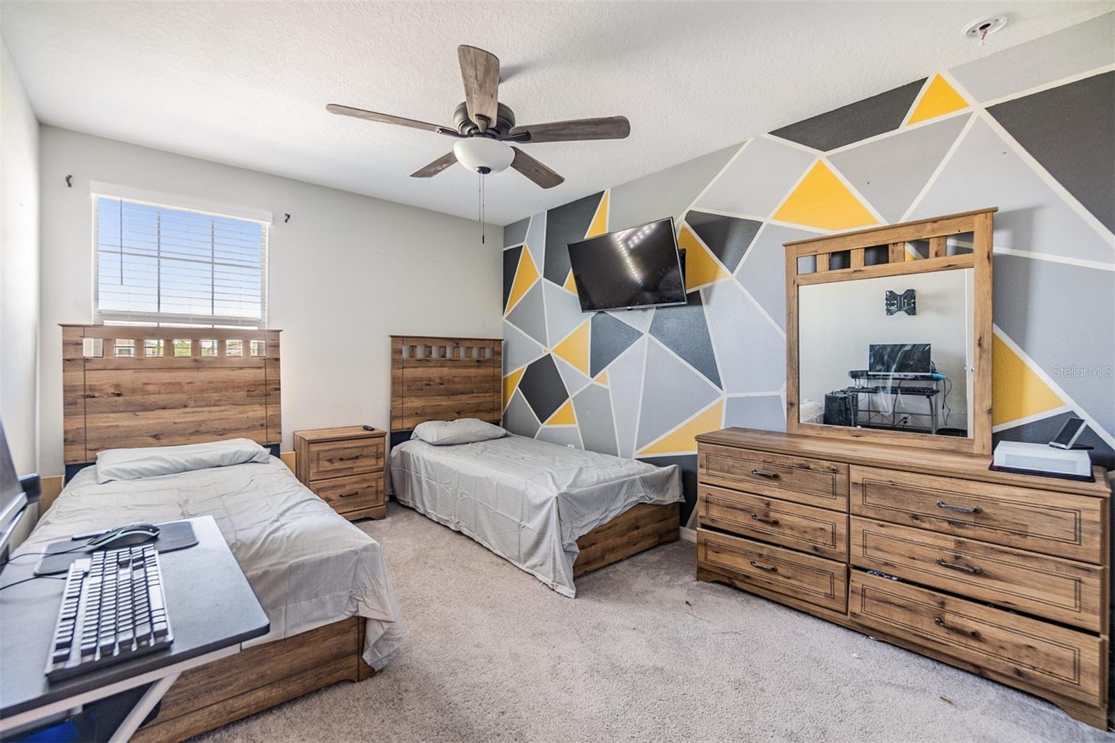 7010 WISEMAN RUN DR, SUN CITY CENTER, FL, 33573