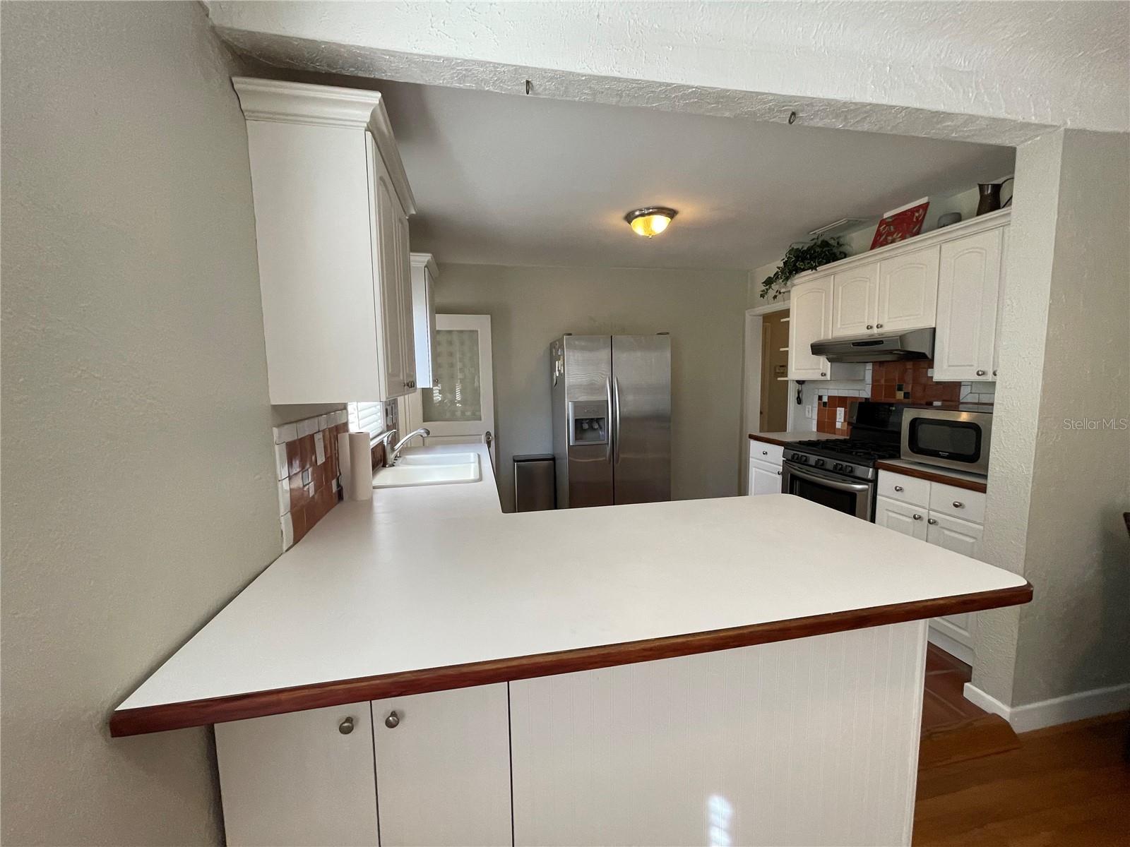 1182 25TH AVE N, ST PETERSBURG, FL, 33704