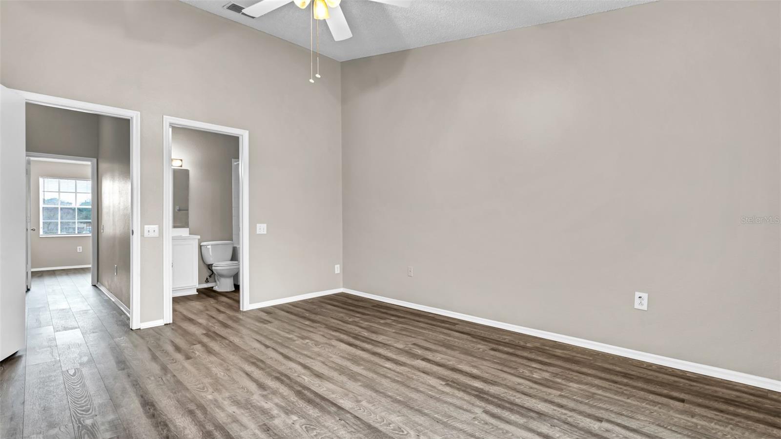 12456 BERKELEY SQUARE DR, TAMPA, FL, 33626