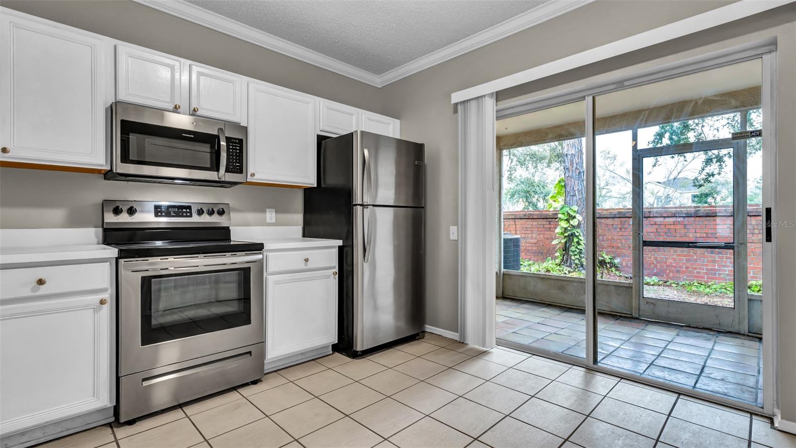 12456 BERKELEY SQUARE DR, TAMPA, FL, 33626